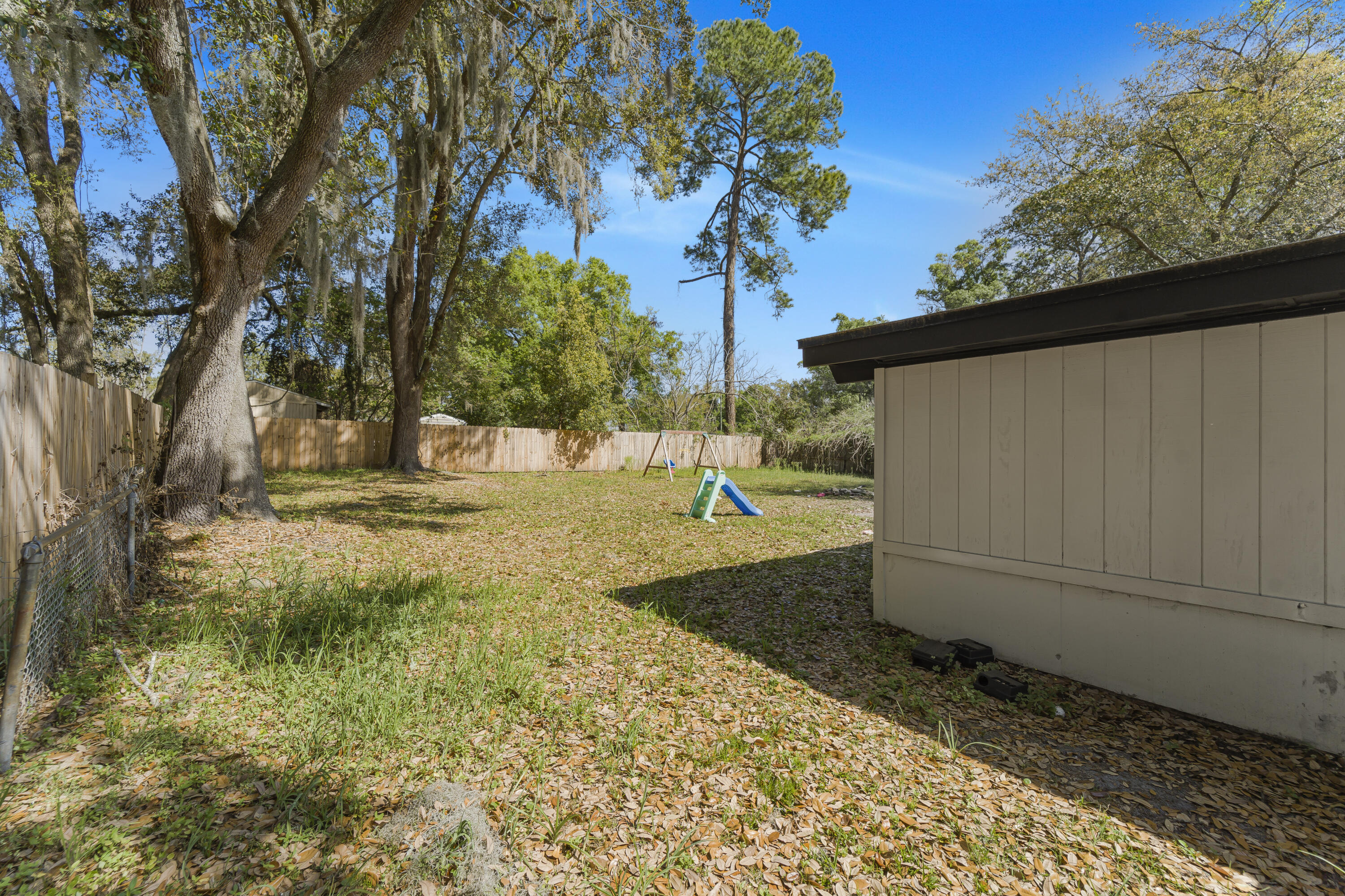 3105 Loretto Road Jacksonville, FL 32223 - Photo 3 of 18 A7406746