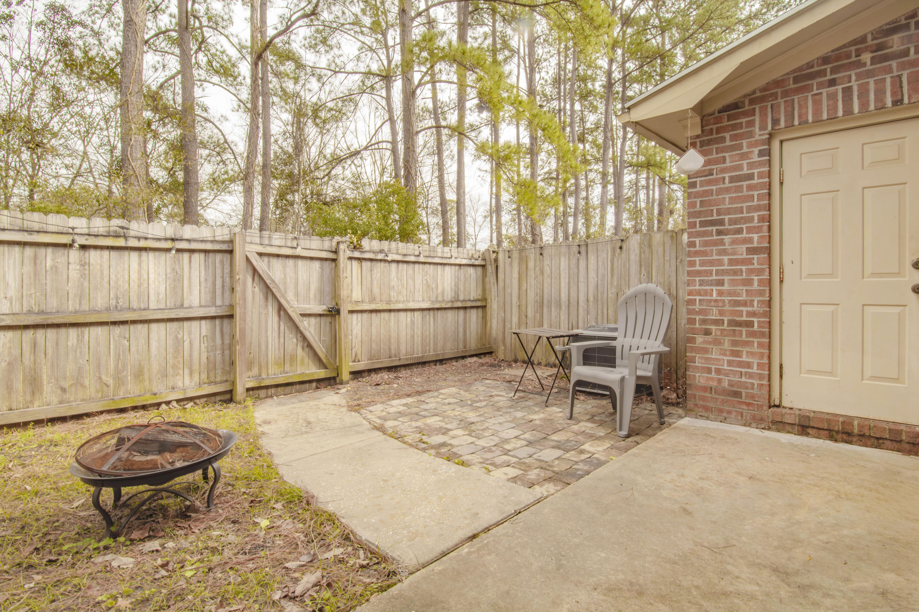 302 Springview Lane, Unit 6 Summerville, SC 29485 - Photo 23 of 27 IMG_0787-Enhanced-NR