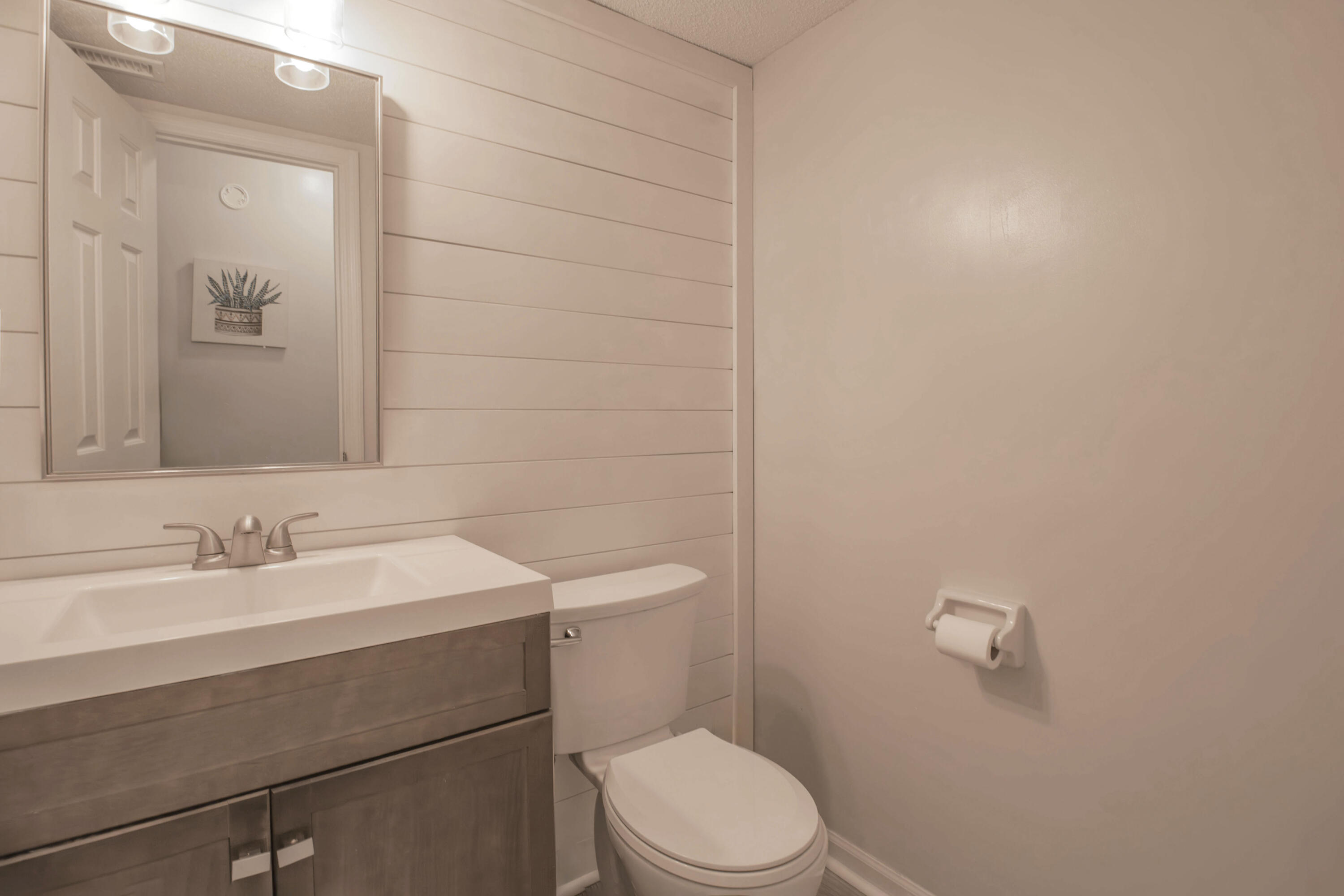 302 Springview Lane, Unit 6 Summerville, SC 29485 - Photo 8 of 27 IMG_0653-Enhanced-NR