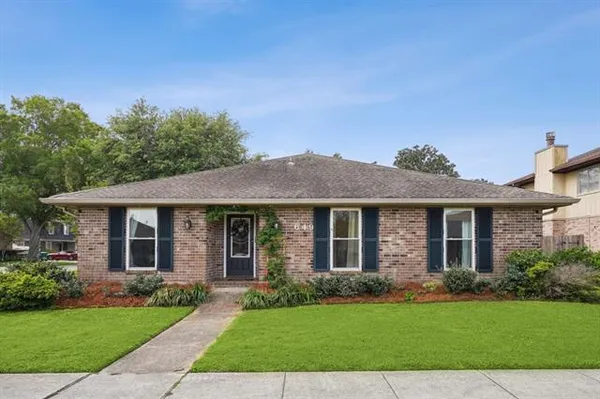 $349,000 | 649 Fleurie Drive, Kenner, LA 70065