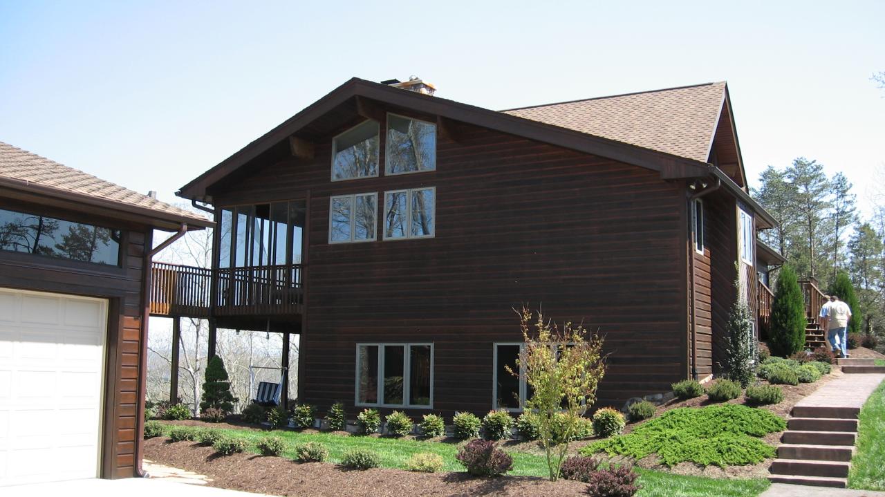 1057 Hawthorne Hall Road Fincastle, VA 24090 - Photo 3 of 6 Rear View of Home