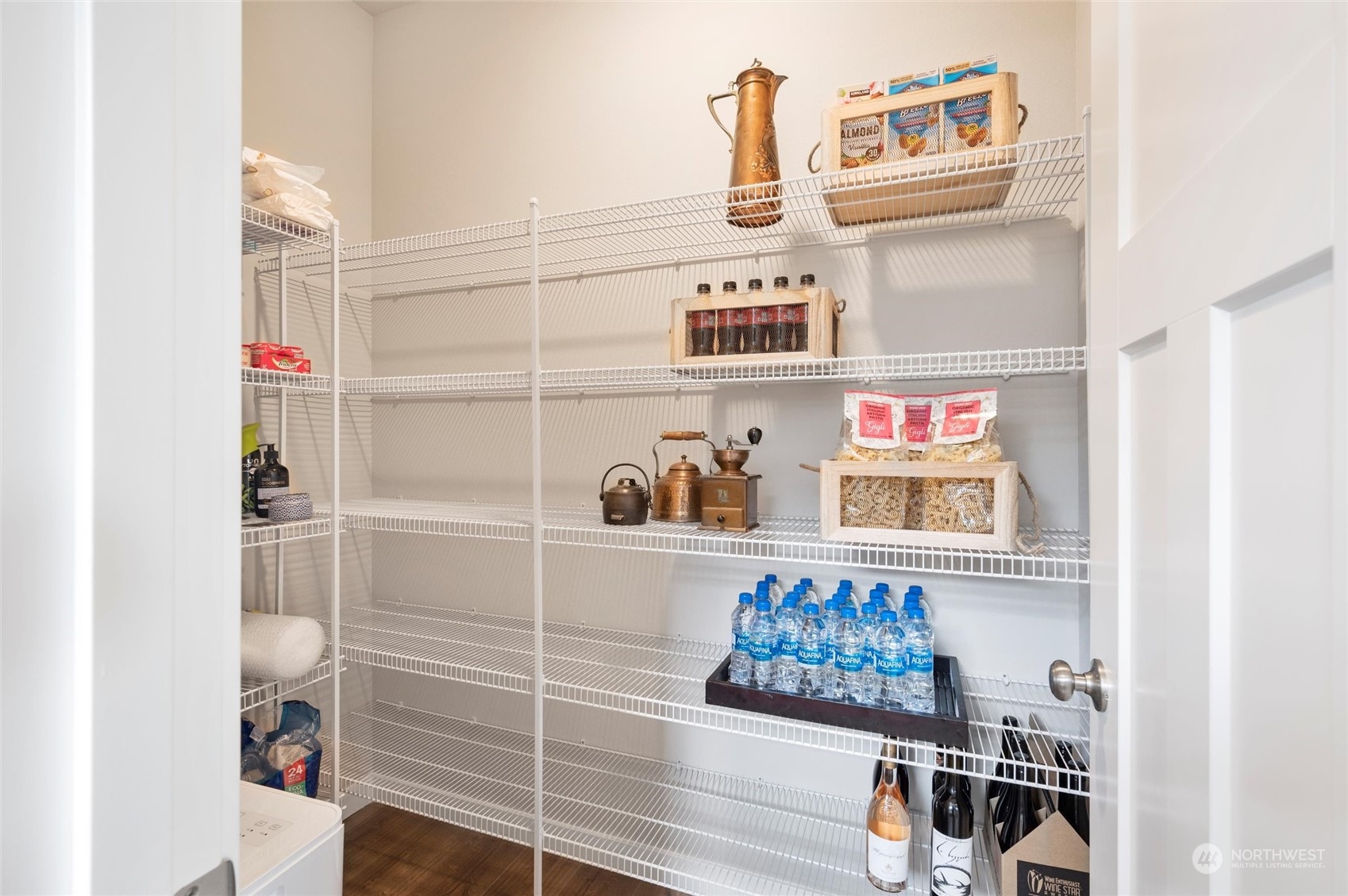 984 Rainier Loop Mount Vernon, WA 98274 - Photo 18 of 40 a room with toys and storage