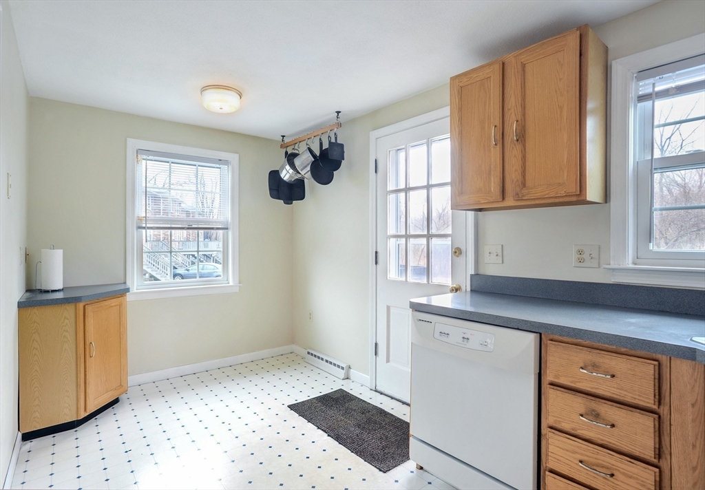 27 Clough Road, Unit 27 Dedham, MA 02026 - Photo 7 of 13