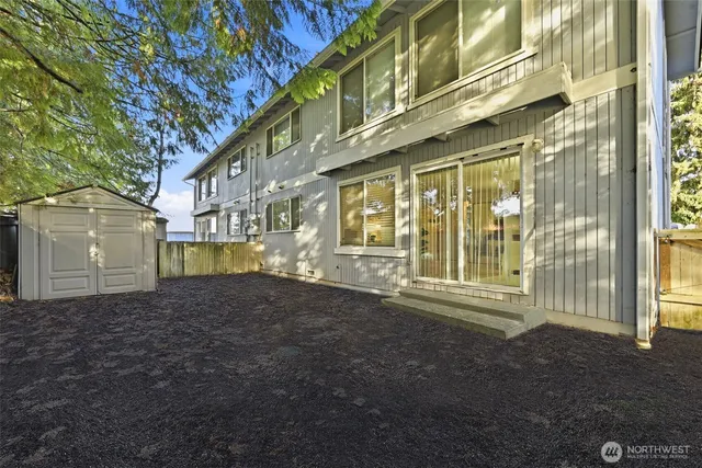 $299,999 | 9105 1st Place Northeast, Unit 1, Lake Stevens, WA 98258