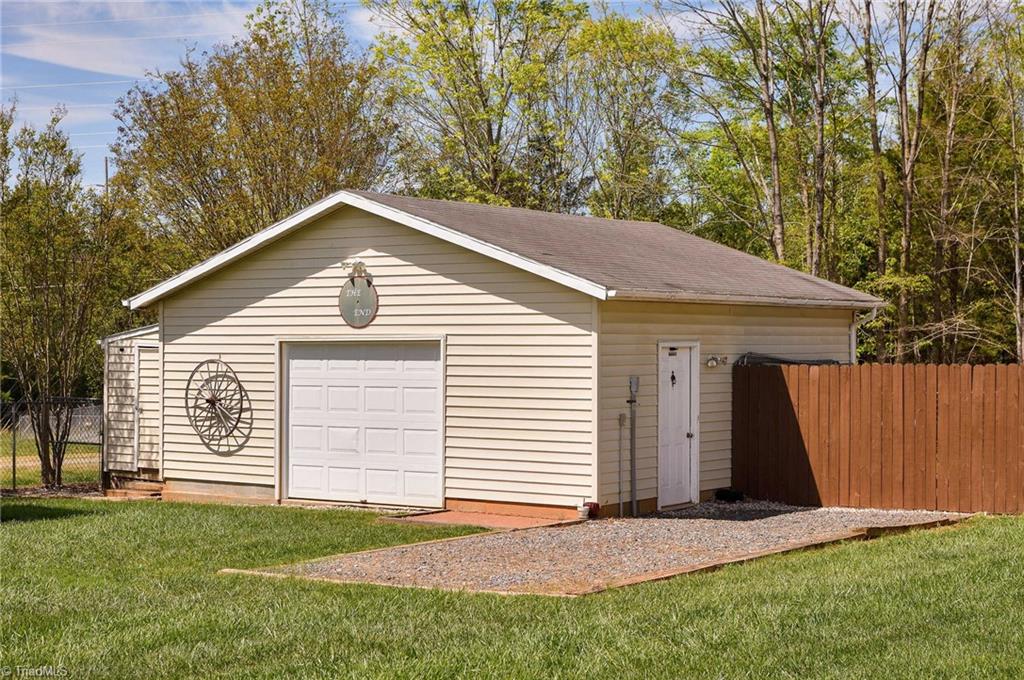 116 Towery Road Mocksville, NC 27028 - Photo 28 of 34 Workshop