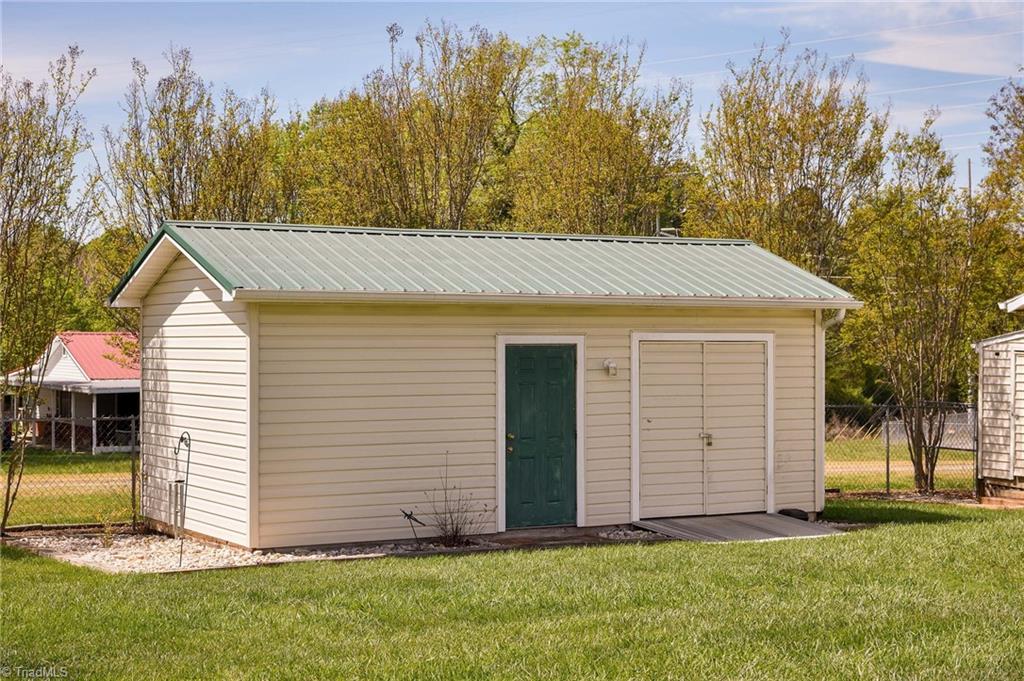 116 Towery Road Mocksville, NC 27028 - Photo 29 of 34 Storage building
