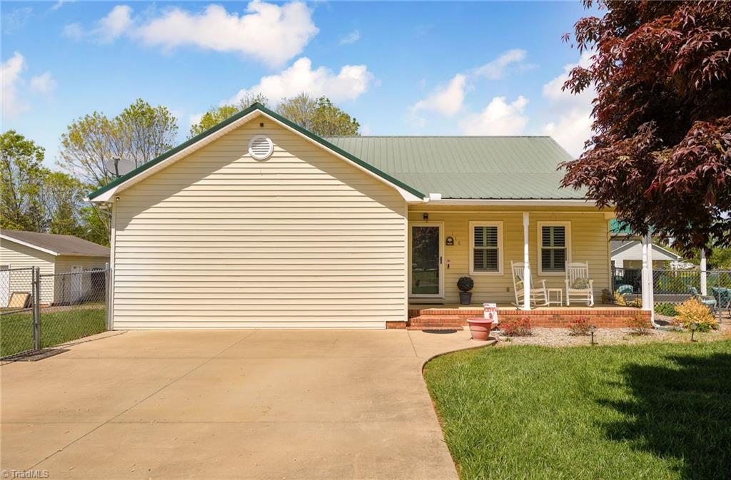 116 Towery Road Mocksville, NC 27028 - Photo 4 of 34