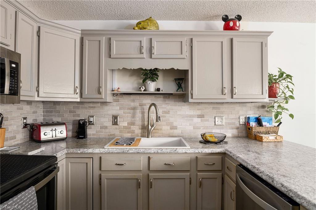 116 Towery Road Mocksville, NC 27028 - Photo 9 of 34