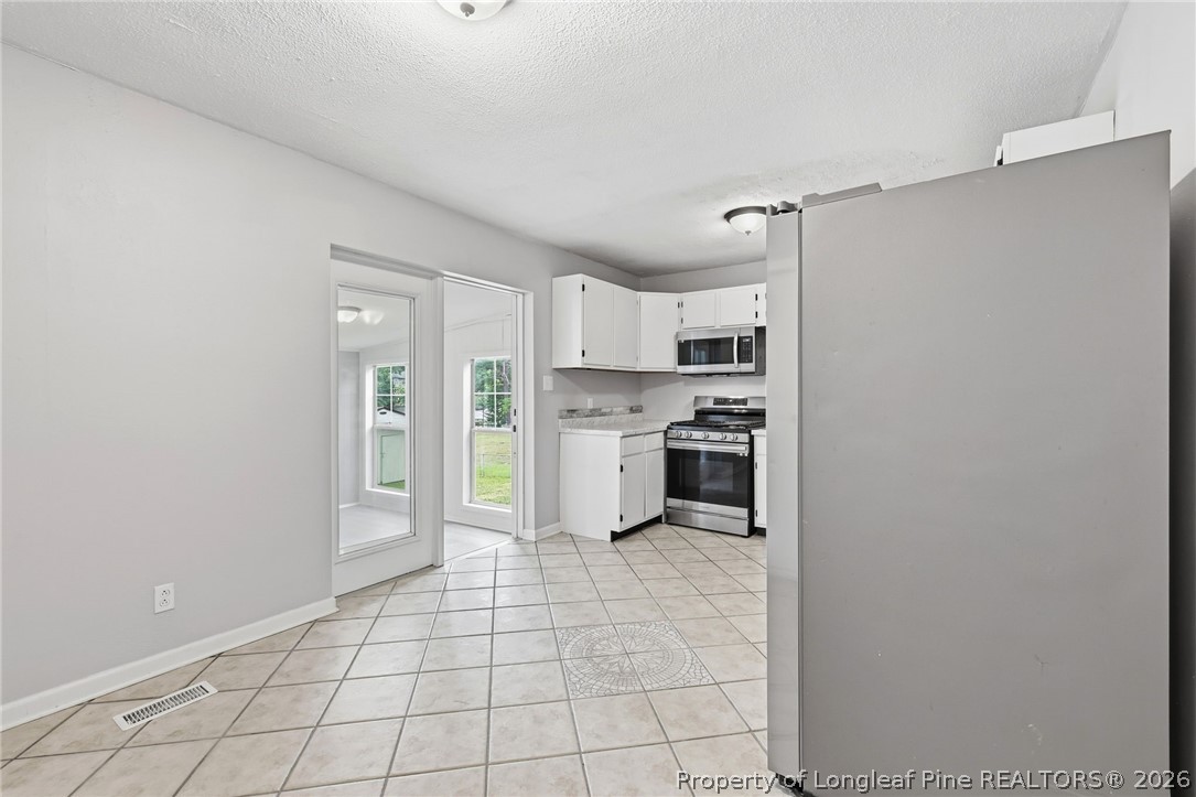 406 Lansdowne Road Fayetteville, NC 28314 - Photo 16 of 45