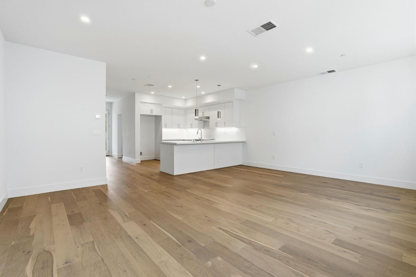 2737 Oak Road Walnut Creek, CA 94597 - Photo 8 of 29