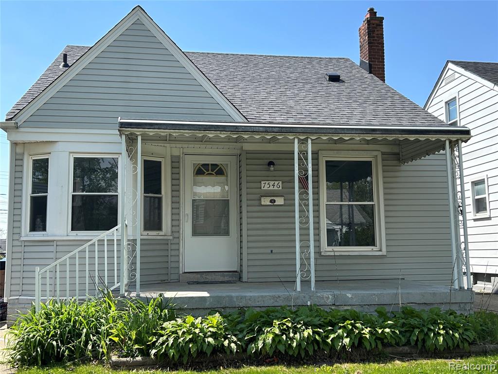 7546 Sterling Street Center Line, MI 48015 - Photo 1 of 29