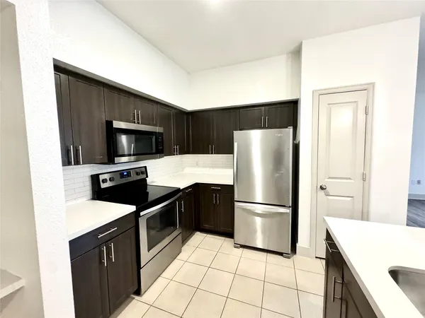 $1,786 | 2222 Smith Street, Unit 225, Houston, TX 77002