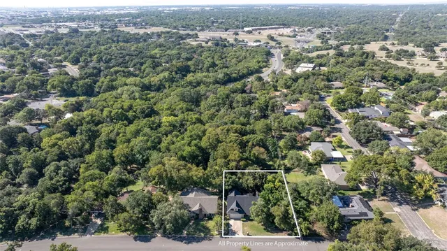 $359,000 | 6904 Viking Drive, Waco, TX 76710