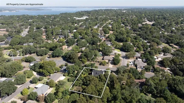 $359,000 | 6904 Viking Drive, Waco, TX 76710