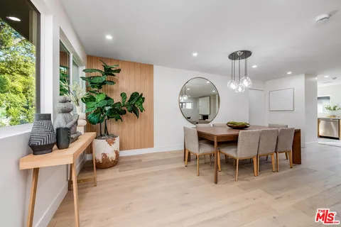 $1,699,000 | 533 North Catalina Street, Burbank, CA 91505