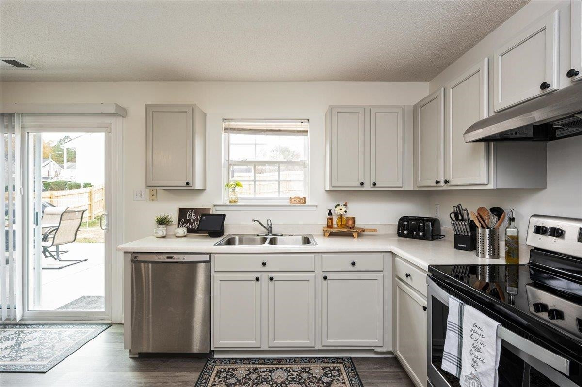 3356 Marshlane Way Raleigh, NC 27610 - Photo 9 of 22 Photo 9