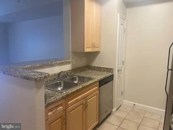 $2,800 | 1111 25th Street Northwest, Unit 812, Washington, DC 20037