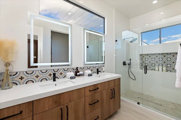 $25,000 | 51120 Avenida Navarro, La Quinta, CA 92253