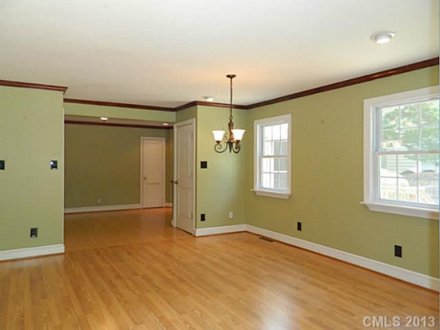 641 Marsh Road Charlotte, NC 28209 - Photo 4 of 12