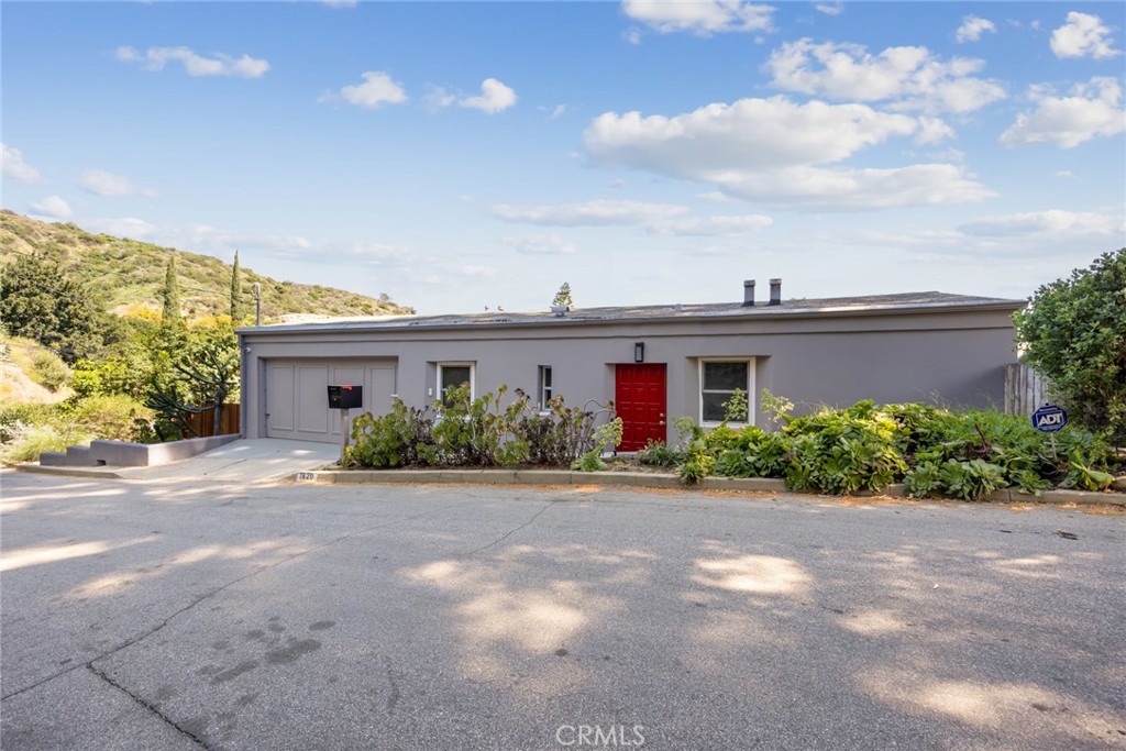1620 Ina Drive Glendale, CA 91206 - Photo 2 of 31 front view of a house with a street