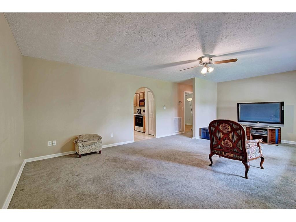 2032 Southside Road Elizabethton, TN 37643 - Photo 15 of 35 Photo 15