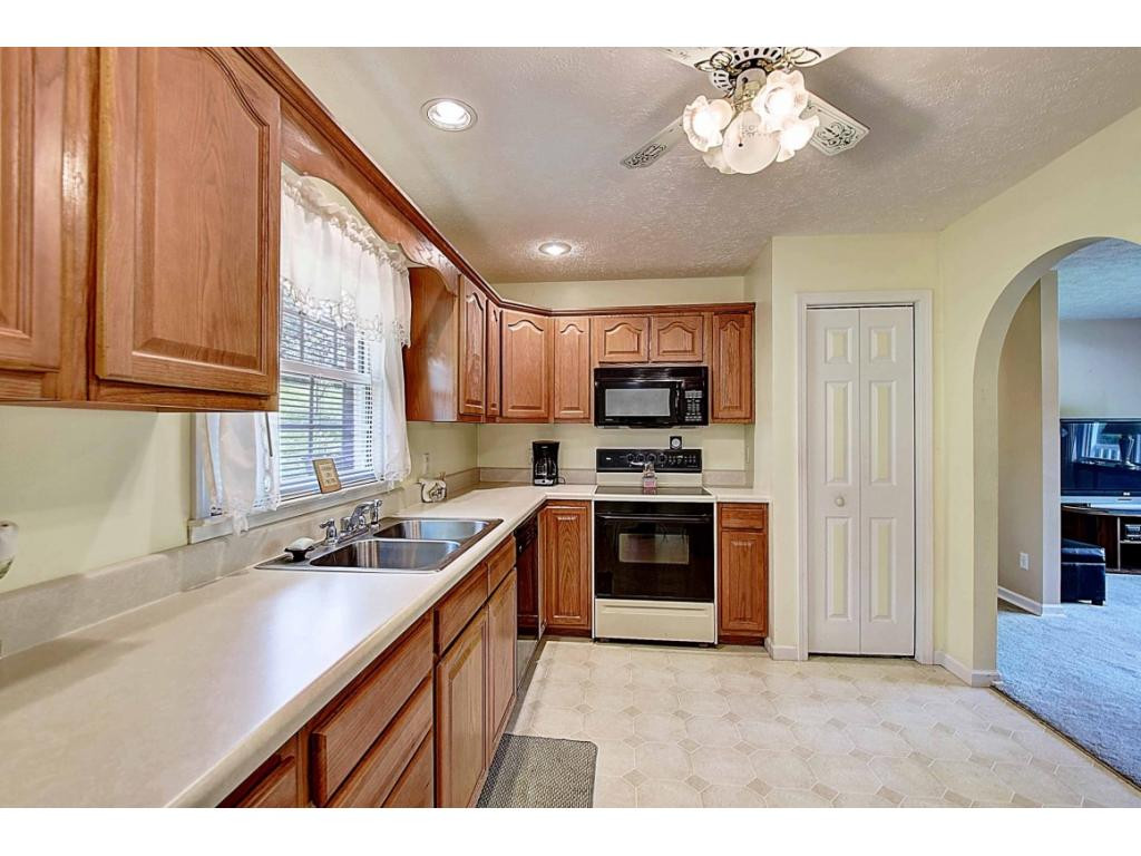 2032 Southside Road Elizabethton, TN 37643 - Photo 19 of 35 Photo 19