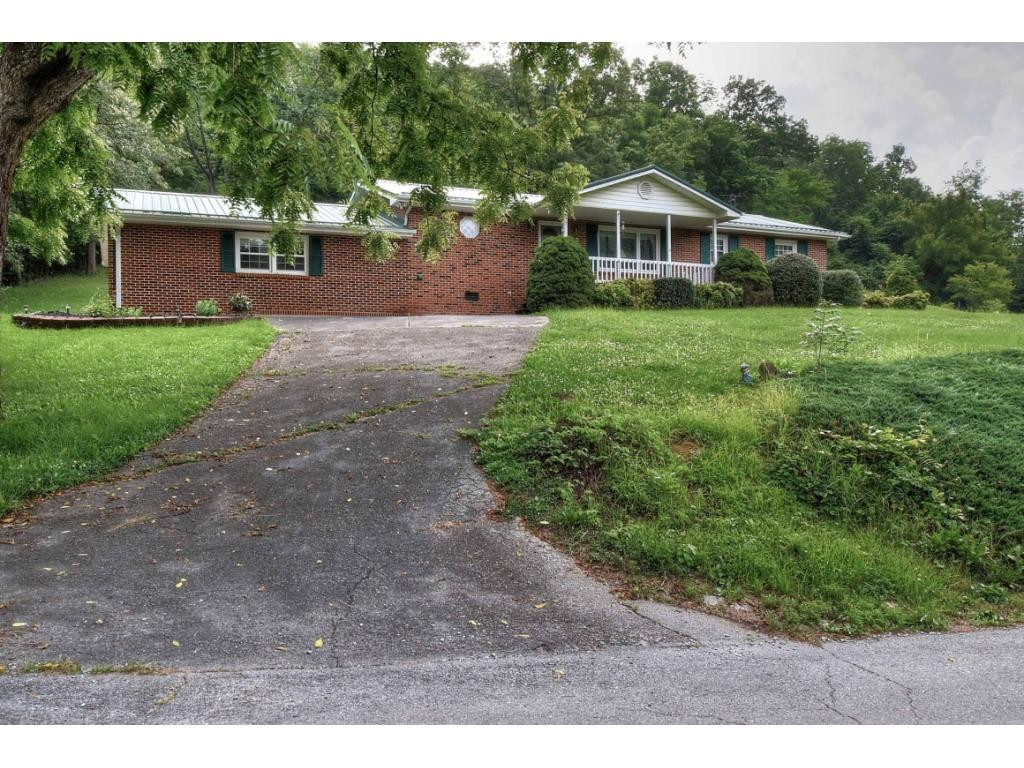 2032 Southside Road Elizabethton, TN 37643 - Photo 2 of 35 Photo 2