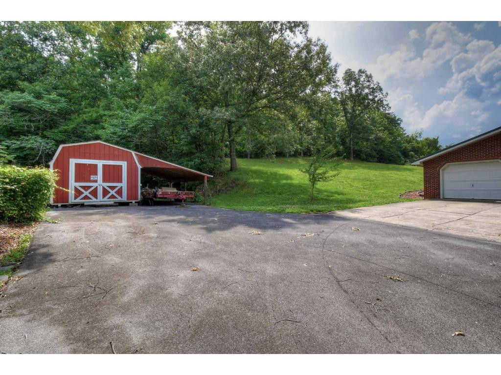 2032 Southside Road Elizabethton, TN 37643 - Photo 7 of 35 Photo 7