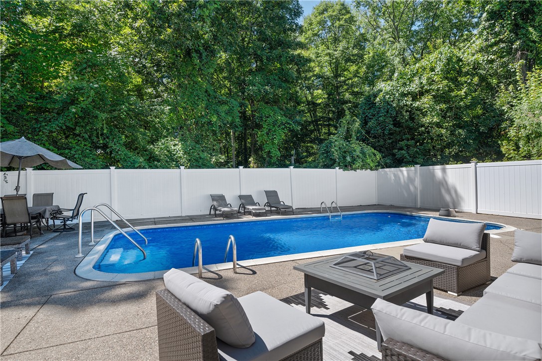 11 Breakneck Hill Road Lincoln, RI 02865 - Photo 19 of 43