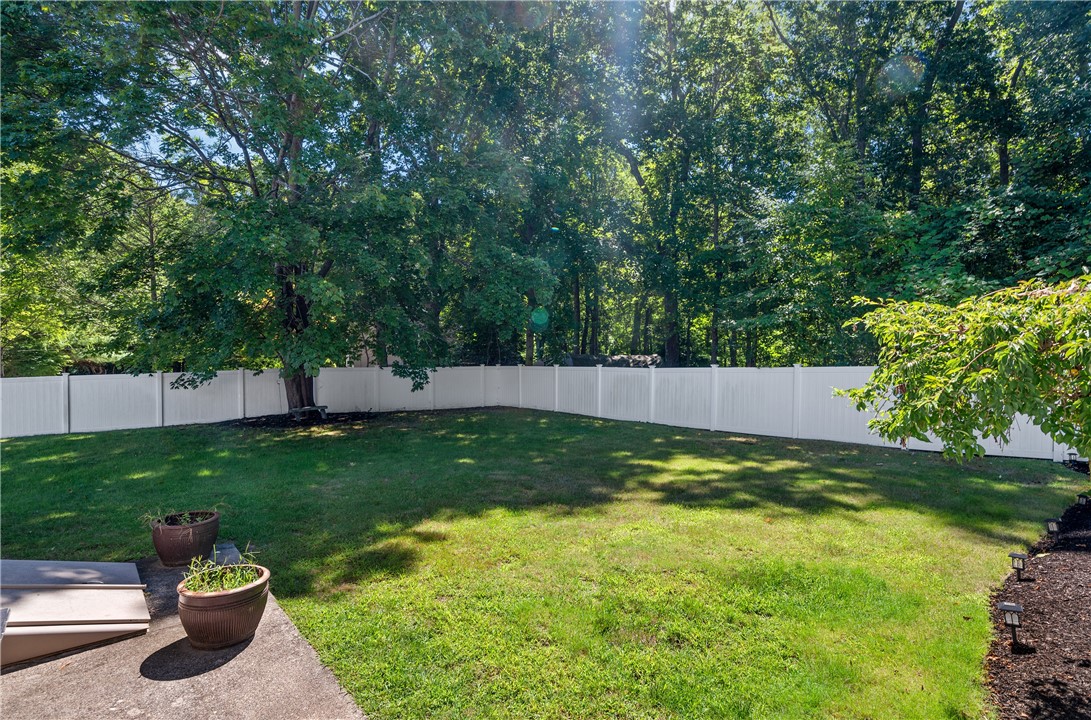 11 Breakneck Hill Road Lincoln, RI 02865 - Photo 21 of 43