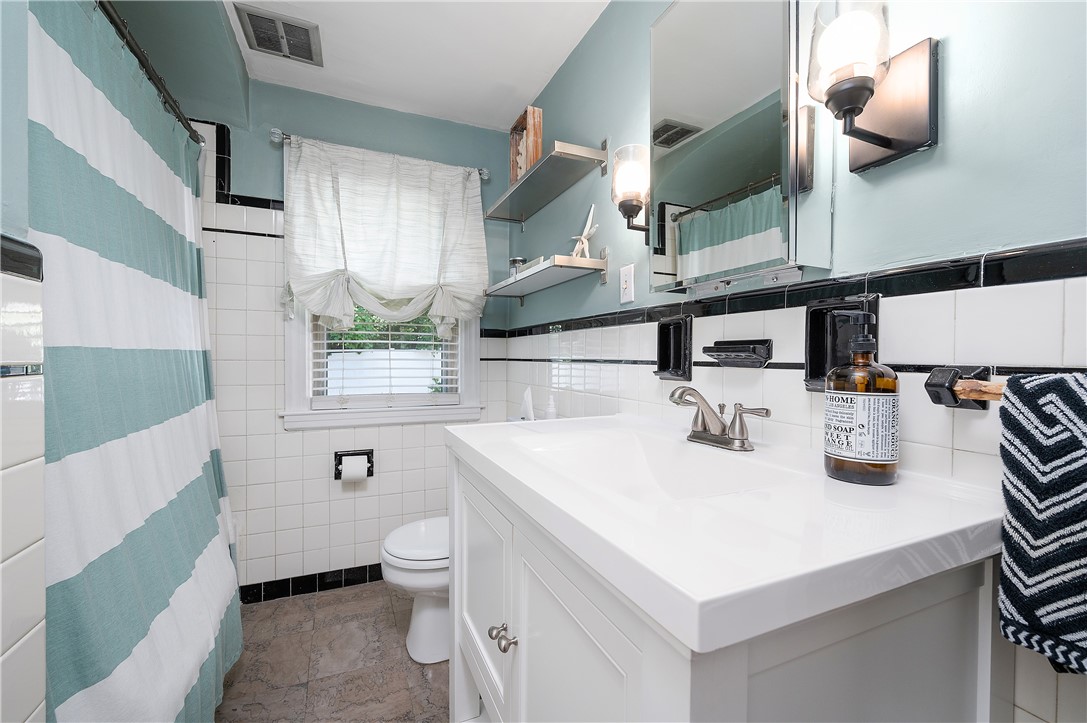 11 Breakneck Hill Road Lincoln, RI 02865 - Photo 27 of 43