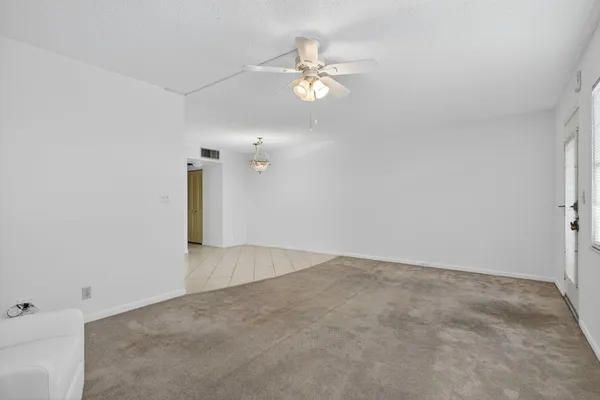 $77,500 | 2401 Antigua Circle, Unit E3, Coconut Creek, FL 33066