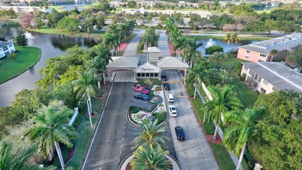 $77,500 | 2401 Antigua Circle, Unit E3, Coconut Creek, FL 33066