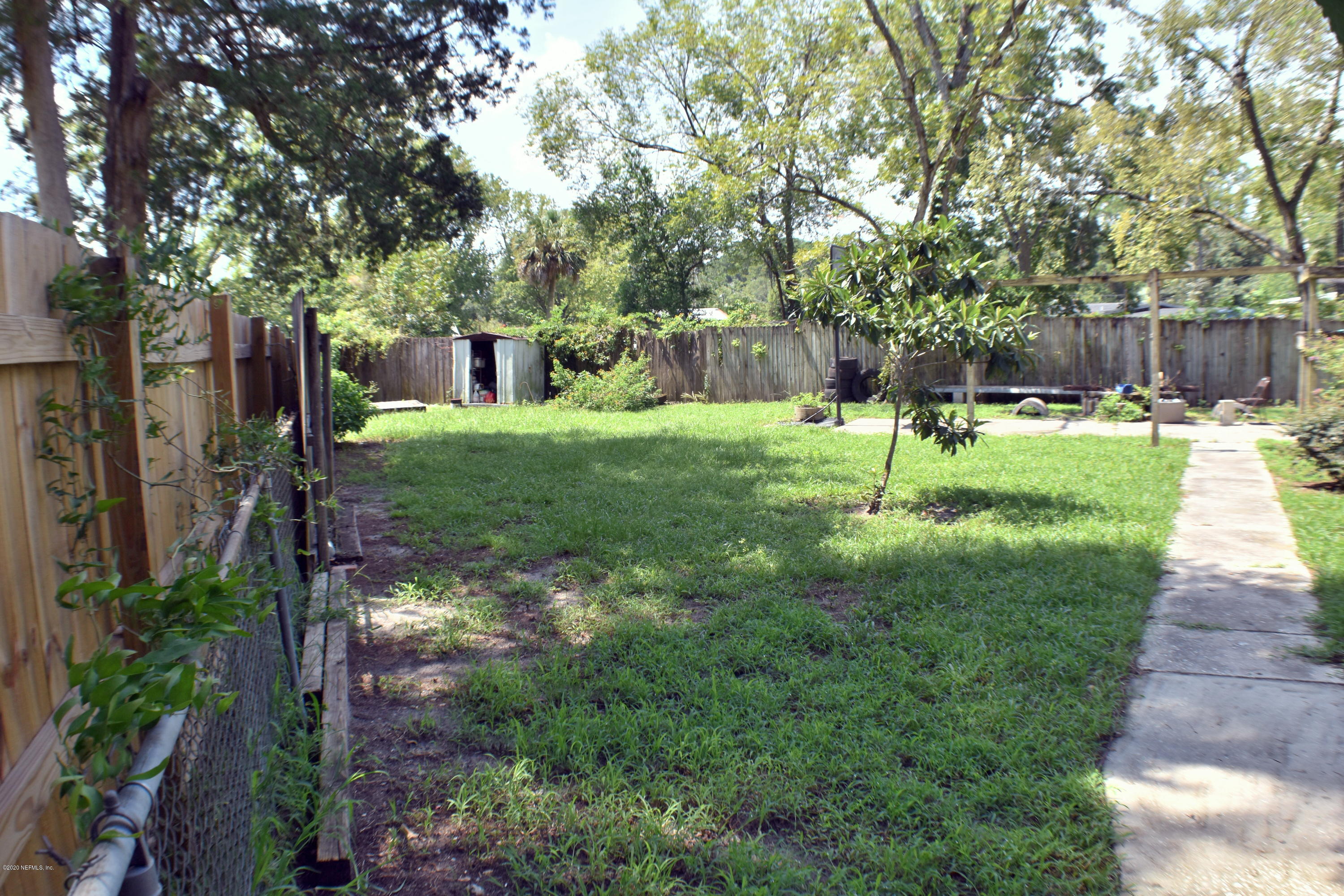 8214 Herlong Road Jacksonville, FL 32210 - Photo 3 of 17 Backyard3