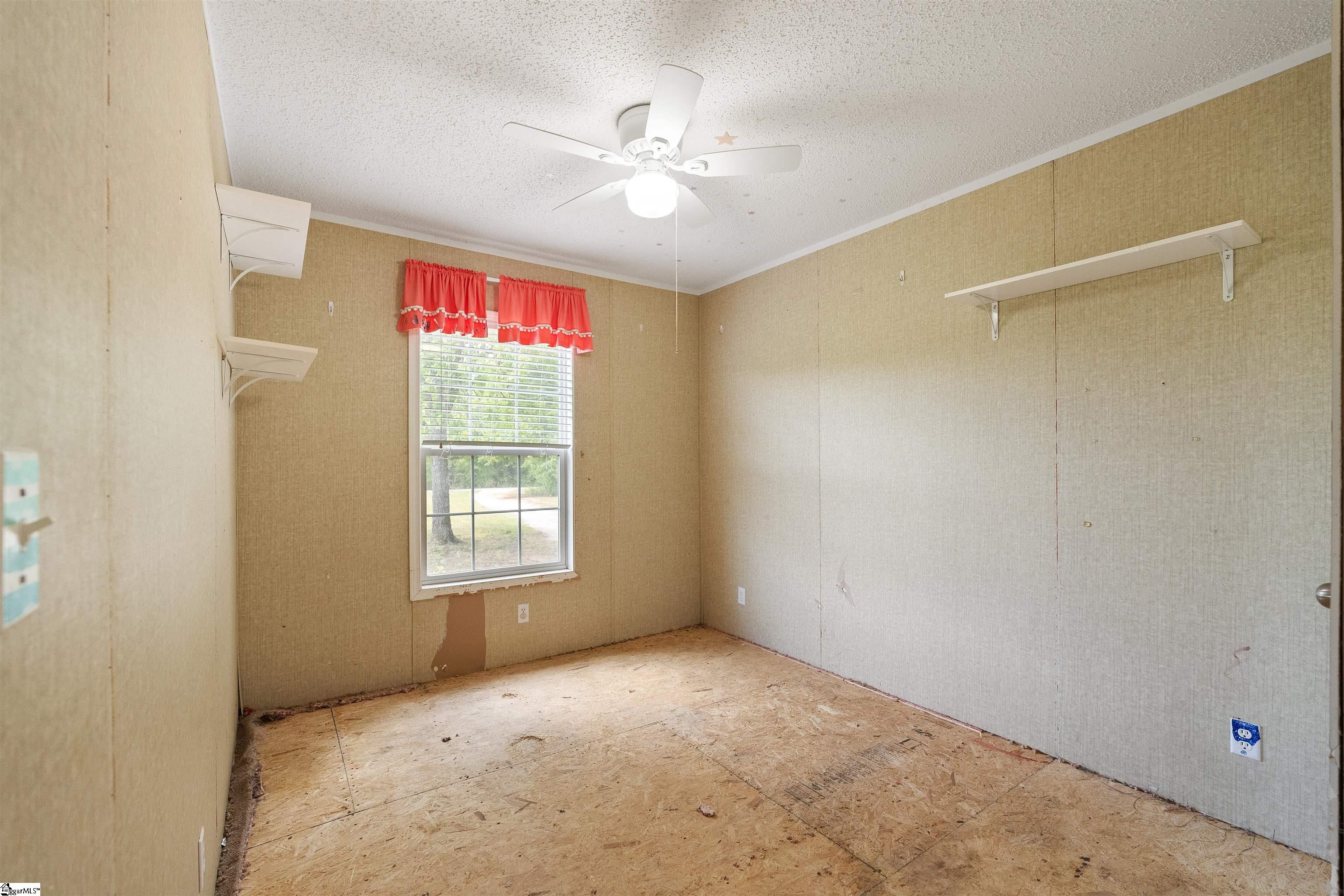 1428 Simmons Road Gray Court, SC 29645 - Photo 24 of 36