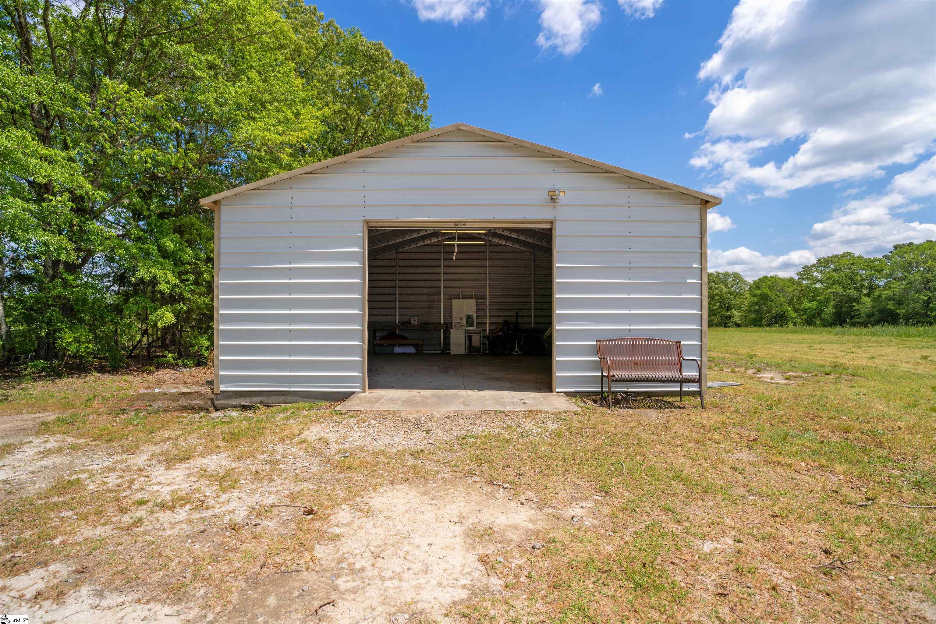 1428 Simmons Road Gray Court, SC 29645 - Photo 6 of 36
