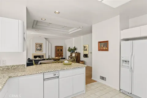 $2,445,000 | 10055 Reevesbury Drive, Beverly Hills, CA 90210