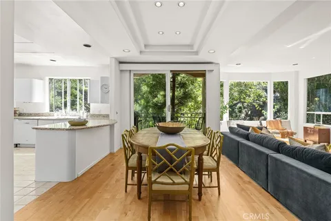 $2,445,000 | 10055 Reevesbury Drive, Beverly Hills, CA 90210