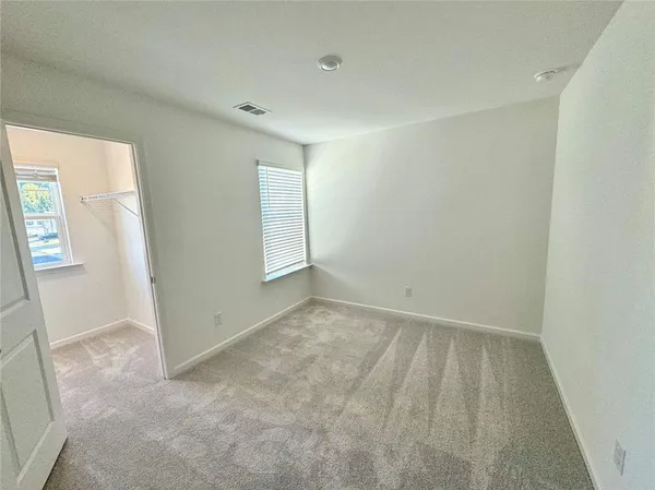 $2,850 | 6015 Deer Run Street, Union City, GA 30291