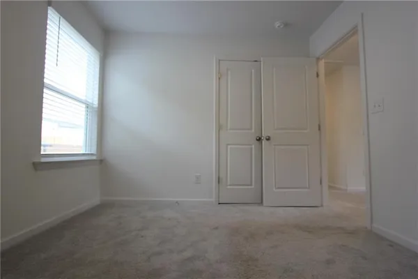 $2,850 | 6015 Deer Run Street, Union City, GA 30291