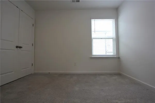 $2,850 | 6015 Deer Run Street, Union City, GA 30291