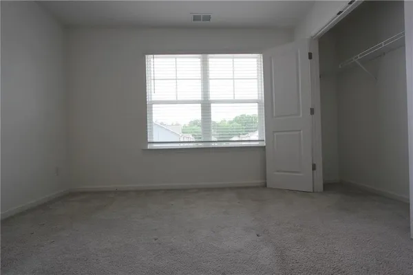 $2,850 | 6015 Deer Run Street, Union City, GA 30291
