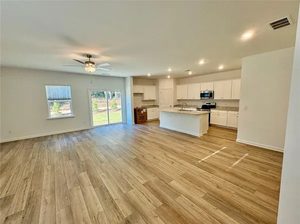 $2,850 | 6015 Deer Run Street, Union City, GA 30291
