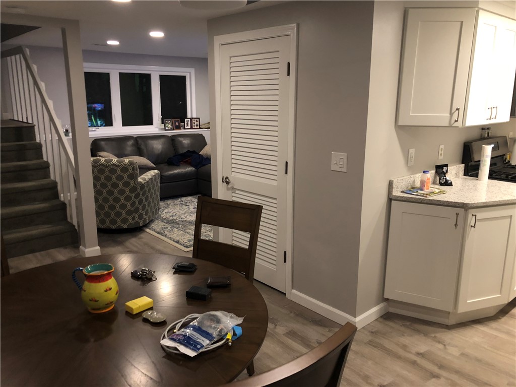 429 Boston Neck Road North Kingstown, RI 02852 - Photo 5 of 5