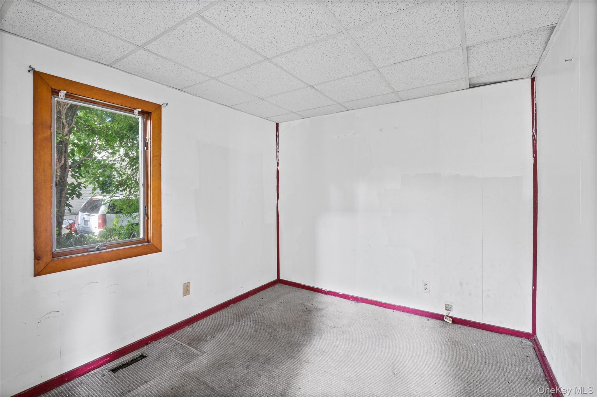 426 Riverleigh Avenue Riverside, NY 11901 - Photo 33 of 43
