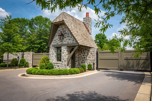 $2,690,000 | 7002 Crews Lane, Brentwood, TN 37027