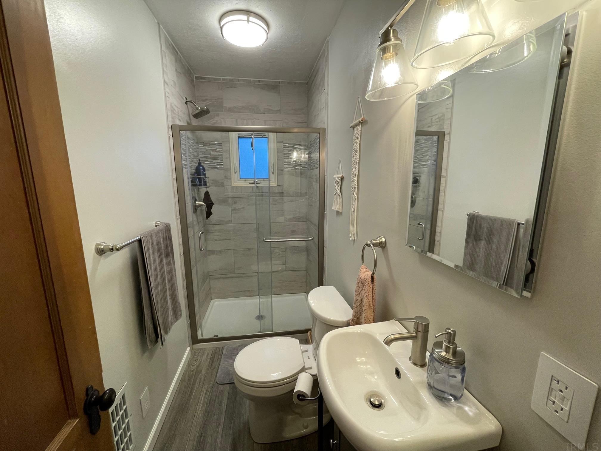 1230 Main Street Rochester, IN 46975 - Photo 11 of 14