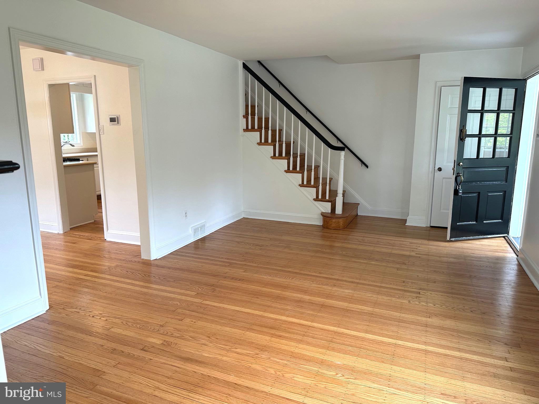 252 Rosedale Avenue Wayne, PA 19087 - Photo 2 of 22 Front Door Opens to Living Room