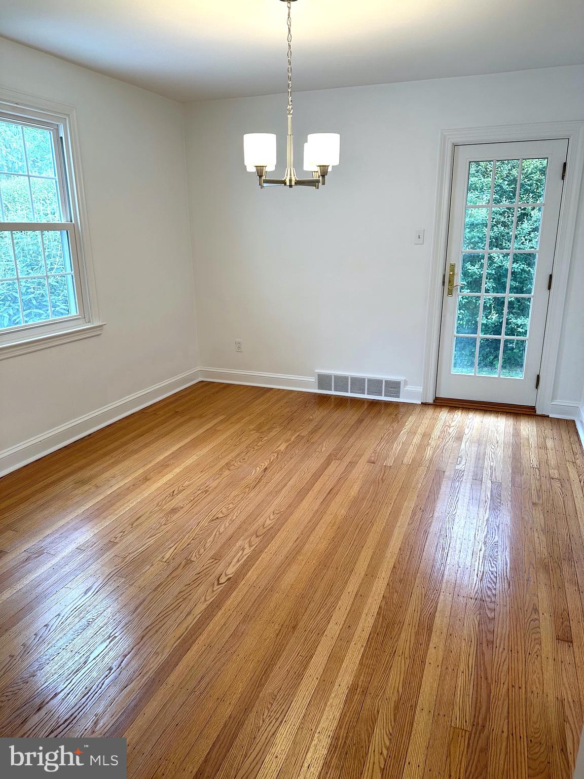 252 Rosedale Avenue Wayne, PA 19087 - Photo 4 of 22 Dining Room