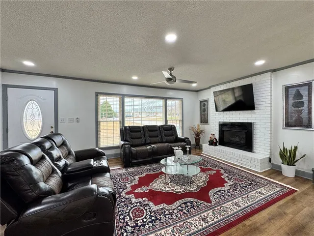 $366,500 | 1113 Fox Squirrel Ridge Road, Pickens, SC 29671